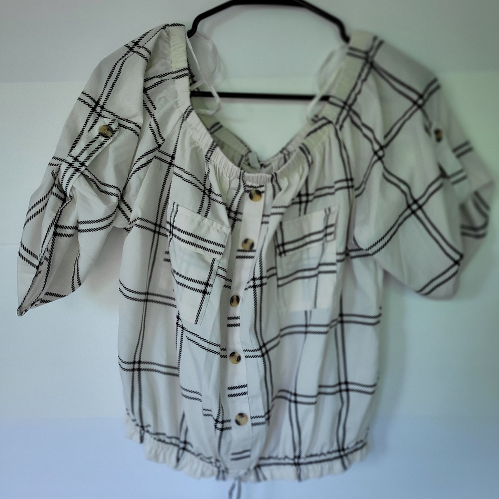 Chic White and Black 3/4 Flutter Sleeve Blouse with Tie Front